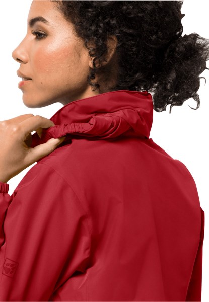 Stormachtig Puntjack Met Heldere Scharlaken Jack Wolfskin-oorsprong